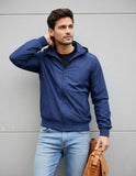 Campera Bomber Liviana Con Capucha Desmontable Entallada