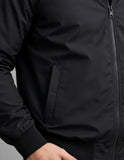 Campera Bomber Liviana Con Capucha Desmontable Entallada