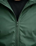 Campera Bomber Liviana Con Capucha Desmontable Entallada